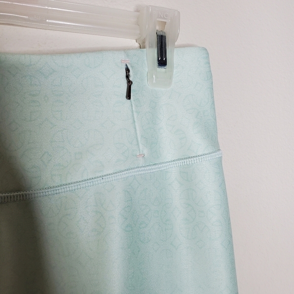 Calia By Carrie Underwood Green Landscape Printed Cropped Leggings - Picture 6 of 11